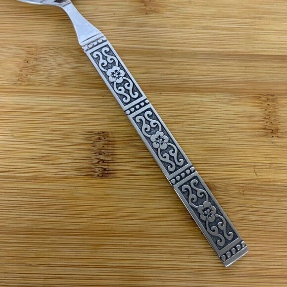 Oneida Community Isabella Pierced Serving Spoon Stainless Steel Betty Crocker - Picture 2 of 4